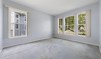 18 Valley Stream Pl, Barnegat, NJ 08005