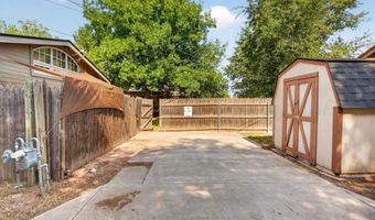 2404 S Harrison St, Amarillo, TX 79109