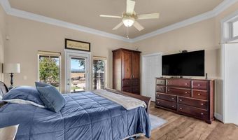 4905 Parkville Rd, Anderson, CA 96007