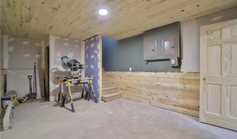 951 Swede Lake Trl SW, Backus, MN 56435