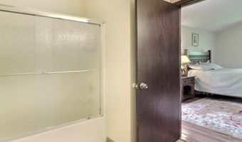 146 Algonquin Trl, Albrightsville, PA 18210