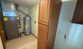 212 N Simon St, Ada, OH 45810