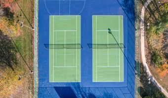 624 Peninsula Ct, Ann Arbor, MI 48105