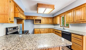 7 Cherhill Dr, Bella Vista, AR 72714