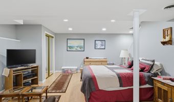 71 Bishop St, Bristol, CT 06010