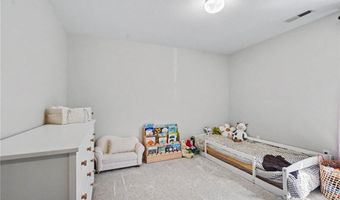 928 Bluestem Dr, Baldwin City, KS 66006