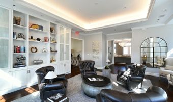 8229 RIVER Rd, Bethesda, MD 20817
