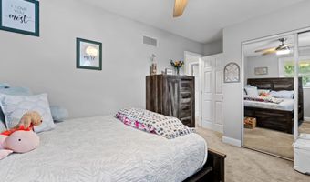 7580 BEACH Dr, Pasadena, MD 21122