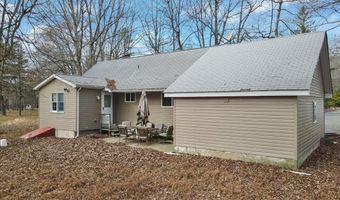 144 N Shore Dr, Albrightsville, PA 18210