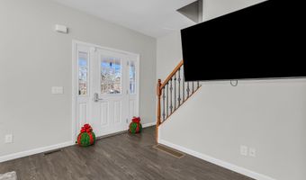 315 Parisen Ave, Bayville, NJ 08721