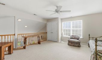 39 NEWPORT St, Barnegat, NJ 08005