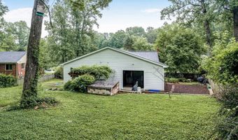 3610 TERRACE Dr, Annandale, VA 22003