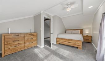 915 N 9th St, Atchison, KS 66002