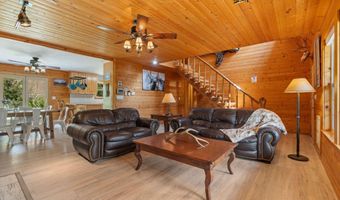 9 PINE St, Alpine, WY 83128