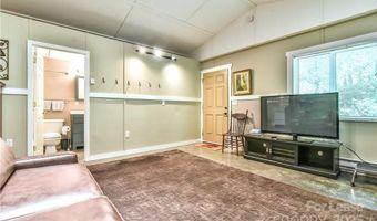 543 College St, Asheville, NC 28801