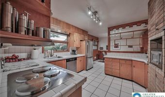2739 W Liberty St, Allentown, PA 18104