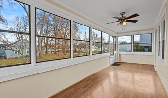 640 Plainfield Rd, Akron, OH 44312