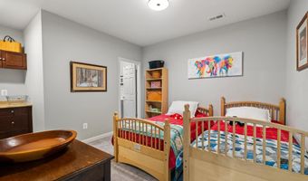 43614 DUNHILL CUP Sq, Ashburn, VA 20147