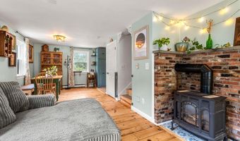 2 River Rd 5, Brentwood, NH 03833