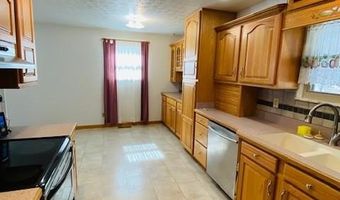 927 OLD GRANDVIEW Rd, Beaver, WV 25813