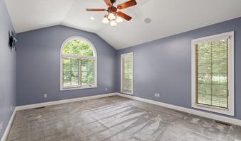 2850 Lee Marie Dr, Adrian, MI 49221