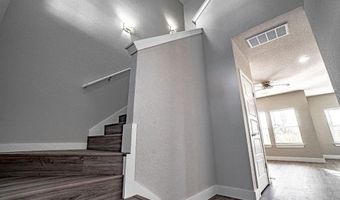 3101 SW Garrison Ln B, Bentonville, AR 72712