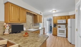 14 Dolan Ave, Aberdeen, NJ 07747