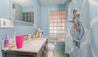 123 W End St, Alma, MI 48801