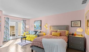 140 Pine Glen Dr, East Greenwich, RI 02818