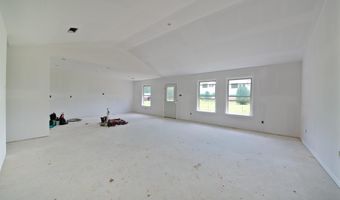105 LLOYD HENDERSON Rd, Beebe, AR 72012