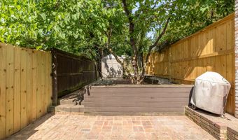 541 4TH St SE, Washington, DC 20003