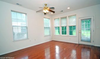 66 Minuteman Cir, Allentown, NJ 08501