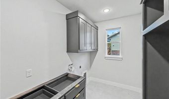 4 Constance Cir, Bella Vista, AR 72714