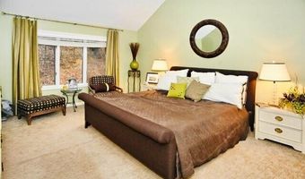 105 S Merrivale Ave, Beverly Shores, IN 46301