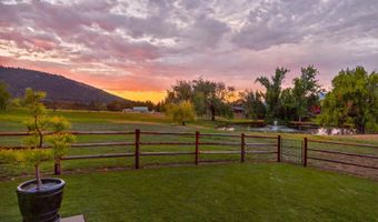 855 Reiten Dr, Ashland, OR 97520