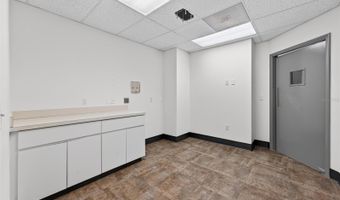 220 N WESTMONTE Dr A, Altamonte Springs, FL 32714