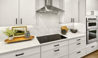 224 Alicia St, Ashland, OR 97520