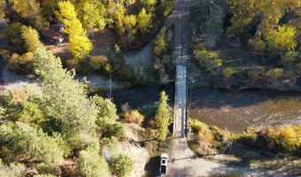 NKA N Side Rd, Calder, ID 83808