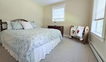 134 Pine Ledge Rd, Bangor, ME 04401