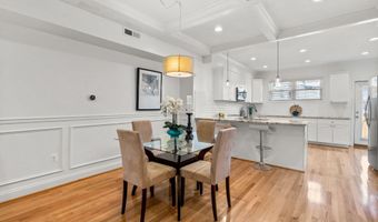 925 DECATUR St NW, Washington, DC 20011