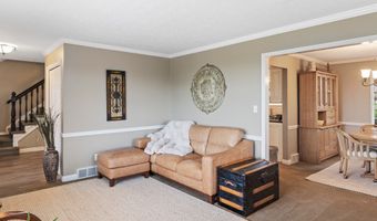 557 S MOSS HILL Dr, Bountiful, UT 84010