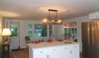 155 Lewiston St, Warwick, RI 02889
