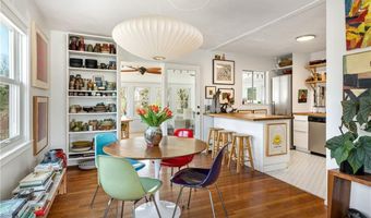 152 Hamilton Ave, Jamestown, RI 02835