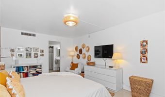 3301 N Country Club Dr 607, Aventura, FL 33180