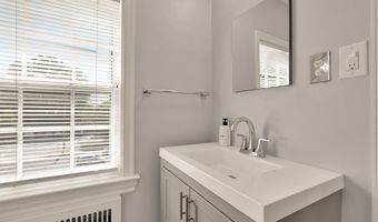 5135 MASSACHUSETTS Ave, Bethesda, MD 20816