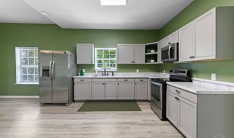 211 S Presley St, Atmore, AL 36502
