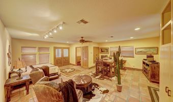 1009 N Loop Rd, Alpine, TX 79854