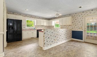 6562 Squirrel Den Rd, Bailey, NC 27807