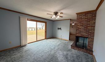 817 Skyline Dr, Bassett, NE 68714