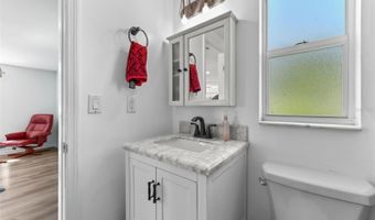 457 E HIGHLAND St, Altamonte Springs, FL 32701